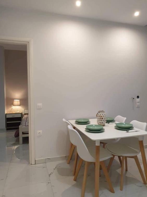 Eytyhias Yard Apartments In Poros Poros Town Extérieur photo